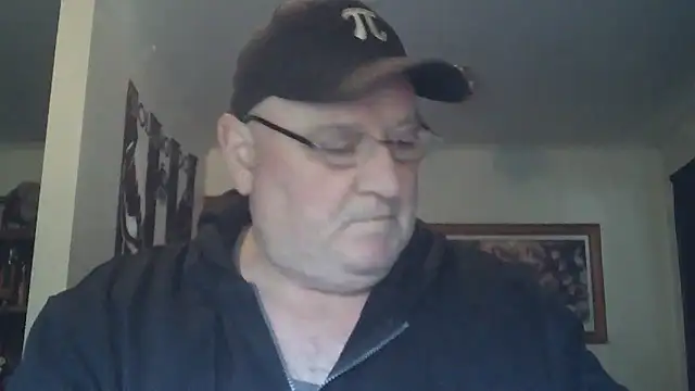 Snapshot of HOTANAL chatting on 09/21/25, 11:06 HOTANAL online show from 09/21/25, 11:06