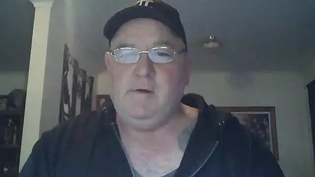 Snapshot of HOTANAL chatting on 09/25/25, 10:02 HOTANAL online show from 09/25/25, 10:02