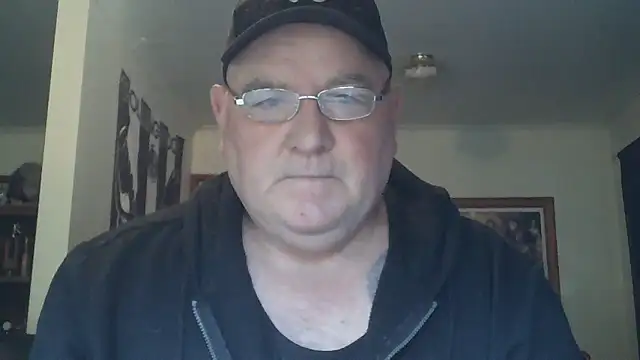 Snapshot of HOTANAL chatting on 09/29/25, 10:58 HOTANAL online show from 09/29/25, 10:58