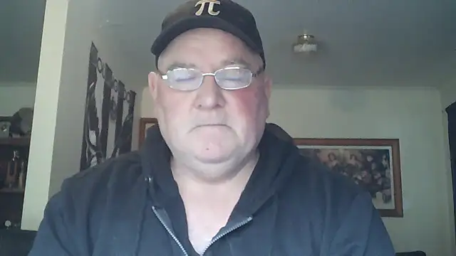 Snapshot of HOTANAL chatting on 09/30/25, 11:21 HOTANAL online show from 09/30/25, 11:21