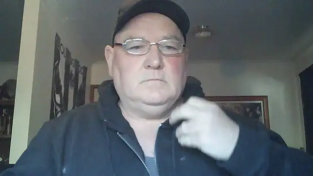 Snapshot of HOTANAL chatting on 10/12/25, 09:47 HOTANAL online show from 10/12/25, 09:47