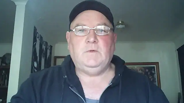 Snapshot of HOTANAL chatting on 11/04/25, 10:09 HOTANAL online show from 11/04/25, 10:09