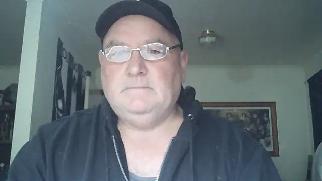 Snapshot of HOTANAL chatting on 11/06/25, 10:21 HOTANAL online show from 11/06/25, 10:21