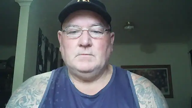 Snapshot of HOTANAL chatting on 11/10/25, 11:48 HOTANAL online show from 11/10/25, 11:48