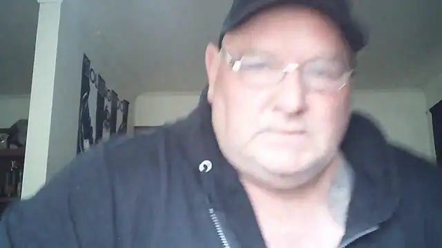 Snapshot of HOTANAL chatting on 11/11/25, 10:21 HOTANAL online show from 11/11/25, 10:21