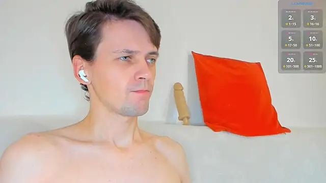 Snapshot of Jasper_Sun chatting on 10/31/25, 09:16 Jasper Sun online show from 10/31/25, 09:16