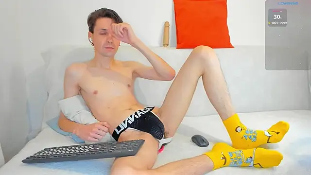 Snapshot of Jasper_Sun chatting on 11/05/25, 09:26 Jasper Sun online show from 11/05/25, 09:26