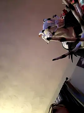 annablisss online show from 12/01/24, 11:25