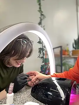 annablisss online show from 02/18/25, 05:21