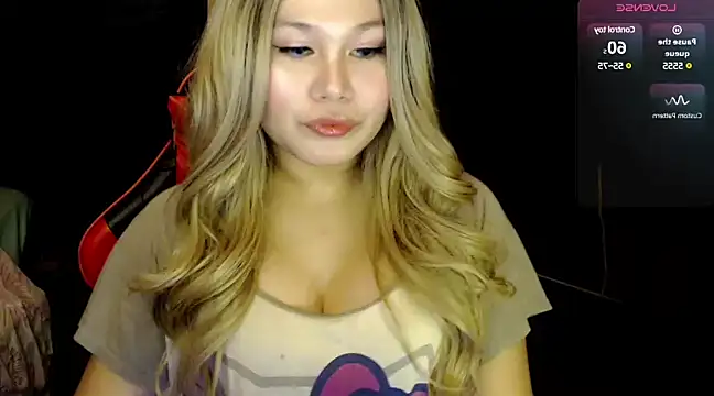 Snapshot of stacey_wills44 chatting on 01/21/25, 11:02 stacey wills44 online show from 01/21/25, 11:02