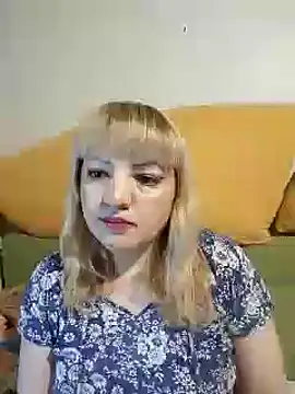 stefanyharper16 online show from 09/15/25, 02:39