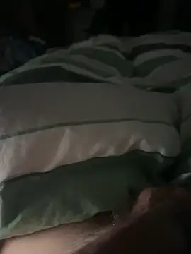 Snapshot of BennoBigD chatting on 02/08/25, 12:28 BennoBigD online show from 02/08/25, 12:28