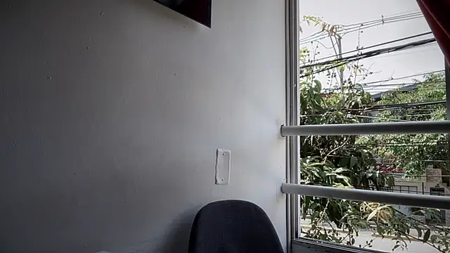 Snapshot of romeolovedark chatting on 09/13/25, 02:28 romeolovedark online show from 09/13/25, 02:28