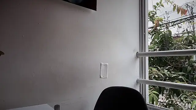 Snapshot of romeolovedark chatting on 09/26/25, 02:54 romeolovedark online show from 09/26/25, 02:54