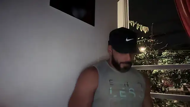 Snapshot of romeolovedark chatting on 11/03/25, 06:25 romeolovedark online show from 11/03/25, 06:25