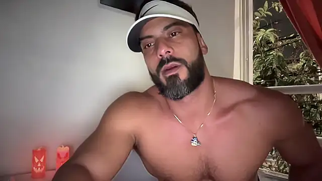 Snapshot of romeolovedark chatting on 11/06/25, 12:00 romeolovedark online show from 11/06/25, 12:00