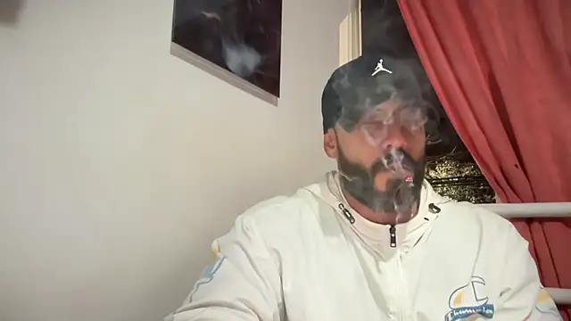 Snapshot of romeolovedark chatting on 11/28/25, 04:59 romeolovedark online show from 11/28/25, 04:59