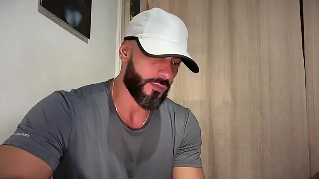 romeolovedark online show from 04/28/26, 04:17