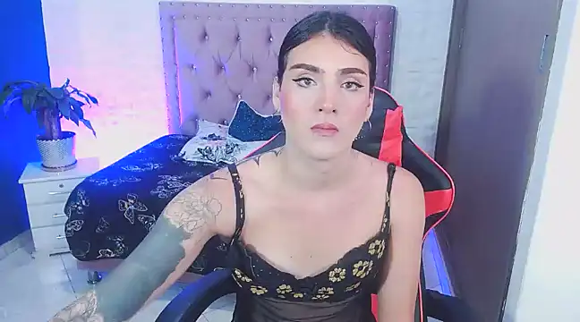 ximena22love online show from 12/24/24, 12:22
