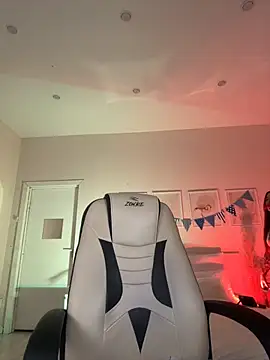 IvyHoney online show from 09/27/25, 07:57