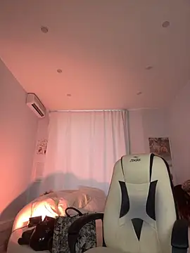 IvyHoney online show from 10/17/25, 11:24