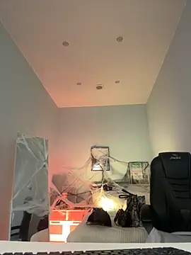 IvyHoney online show from 10/22/25, 11:43