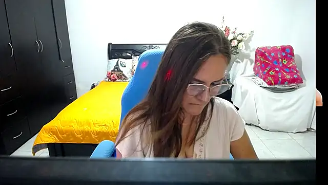 Xiimen online show from 10/08/25, 11:35