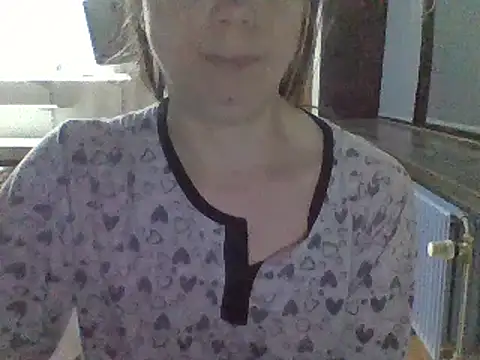 Moi Lina online show from 10/18/25, 08:20