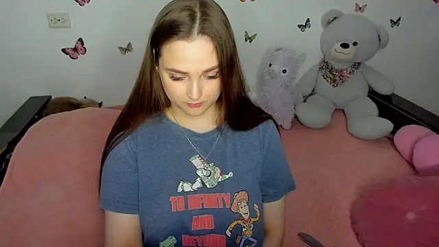 Snapshot of NataliEvans chatting on 12/02/25, 07:53 NataliEvans online show from 12/02/25, 07:53