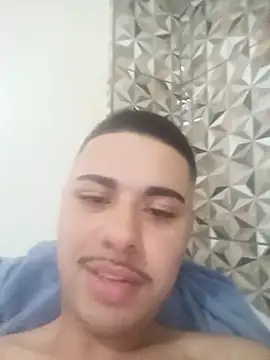 Snapshot of 19cmpeni chatting on 10/25/25, 06:57 19cmpeni online show from 10/25/25, 06:57