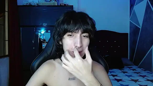 littlextreme online show from 07/11/26, 02:14
