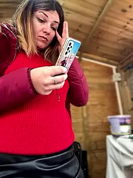 Snapshot of DaisyVibesss chatting on 12/07/24, 10:01 DaisyVibesss online show from 12/07/24, 10:01