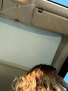 Snapshot of DaisyVibesss chatting on 03/05/25, 02:56 DaisyVibesss online show from 03/05/25, 02:56