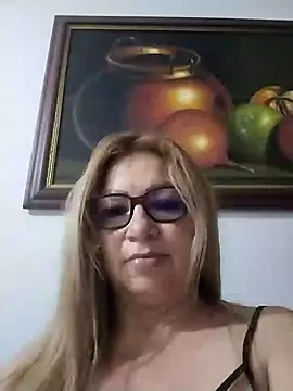 gisela27 online show from 02/10/25, 02:30