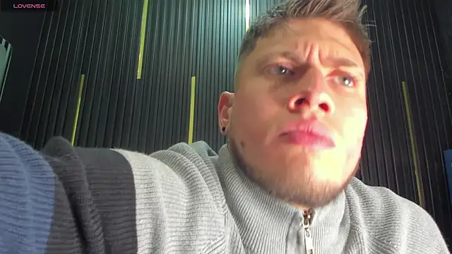 SebastianMaximoff online show from 11/26/25, 07:48