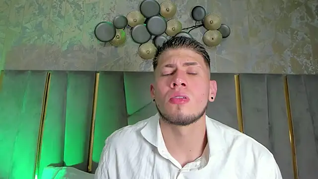 SebastianMaximoff online show from 11/29/25, 08:12