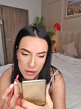 Snapshot of SereneRhodes chatting on 02/14/25, 02:23 SereneRhodes online show from 02/14/25, 02:23