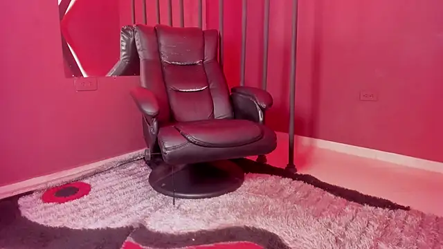 Snapshot of ale_cam chatting on 02/22/25, 09:59 ale cam online show from 02/22/25, 09:59