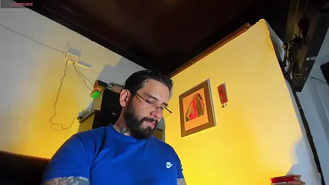 CamiloGray  online show from 10/30/25, 02:07