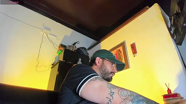 CamiloGray  online show from 11/10/25, 02:16