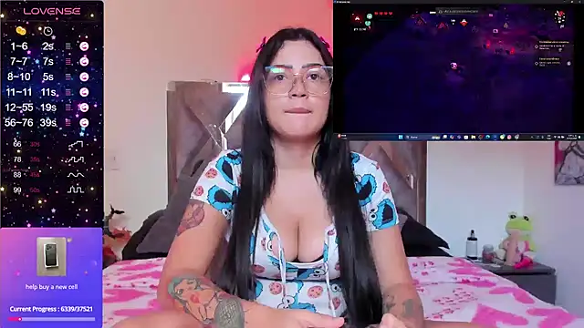 Snapshot of cutesarah_ chatting on 12/10/24, 08:38 cutesarah online show from 12/10/24, 08:38