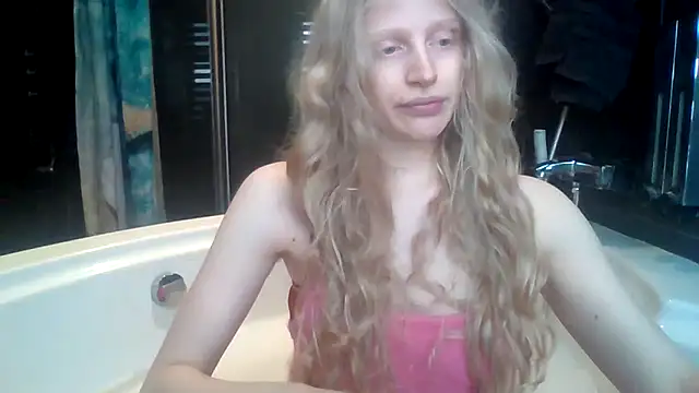 Snapshot of VeronicaJoyful chatting on 03/13/25, 03:06 VeronicaJoyful online show from 03/13/25, 03:06