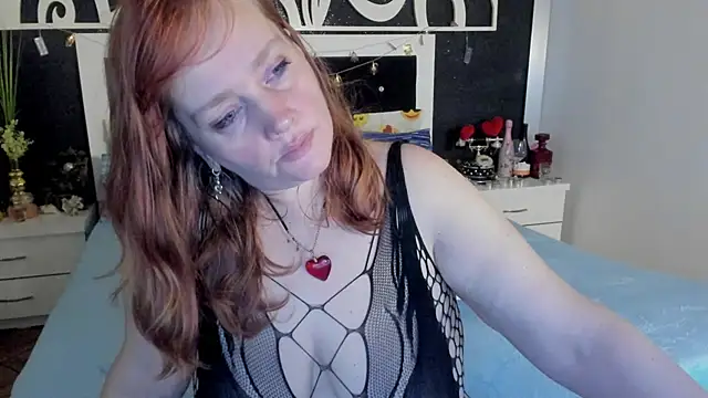 Snapshot of SinFulTitsDD chatting on 01/30/25, 07:26 SinFulTitsDD online show from 01/30/25, 07:26