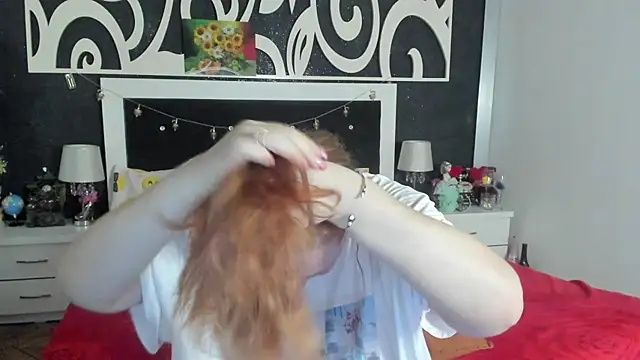 Snapshot of SinFulTitsDD chatting on 03/11/25, 06:52 SinFulTitsDD online show from 03/11/25, 06:52