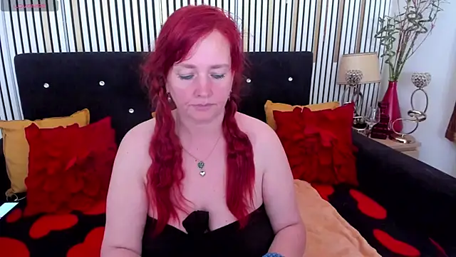 Snapshot of SinFulTitsDD chatting on 07/01/26, 01:02 SinFulTitsDD online show from 07/01/26, 01:02