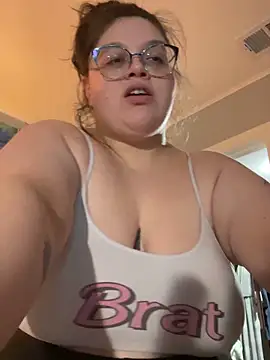 ItsBunniBabe online show from 06/05/26, 03:02