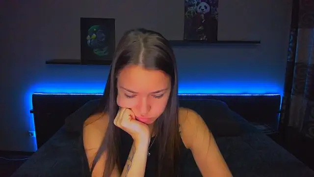 Snapshot of AlexaBarkley chatting on 11/03/25, 12:46 AlexaBarkley online show from 11/03/25, 12:46