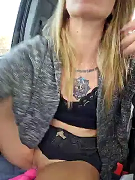 SheIsSomething online show from 12/11/24, 11:00