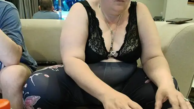 HotBiPaar online show from 06/03/26, 04:56