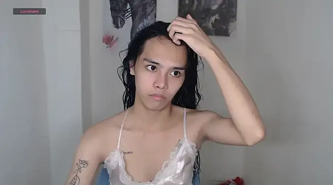 shecutie69 online show from 12/16/24, 04:38